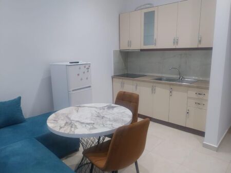 APARTAMENT 1+1. 35000 LEKE.VILAT GJERMANE