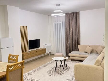 1+1, at the jolla astir complex, 450 thousand leke