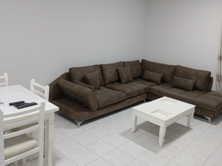 JEPET ME QIRA APARTAMENT 2+1+2 – RRETHI I KOMUNËS SË PARISIT