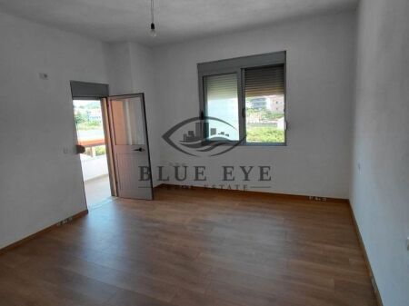 Apartament 2+1 për Shitje në Golem – Afër Karburantit