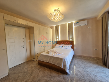 Studio apartment for rent in the center of Tirana