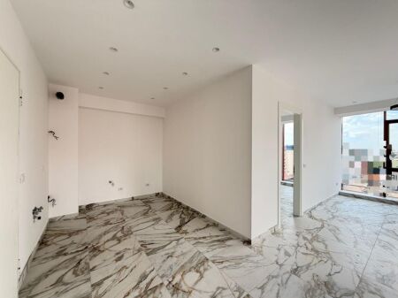 Zyre me qera 1+1 tek Rruga e Kavajes (ID BZ2995) Tirane