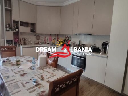 Shitet kat vile ne zonen e Ali Demit prane Rruges Myslym Lela (ID 4151222)