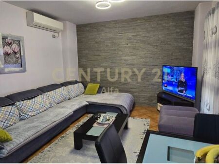 FOR SALE 3+1 APARTMENT OPPOSITE DELIJORGJI + 2 PARKING SPOTS