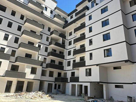 VENDESI DUPLEX COMPLESSO SAEL, GOLEM