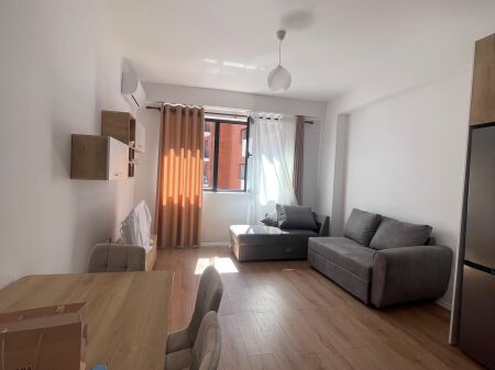 Qera: Apartament 1+1