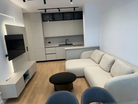 🏢Porcelan,Kompleksi “Green Harmony”jepet me qera apartament 1+1+post parkimii mobiluar 80,000Leke  (Bruto)