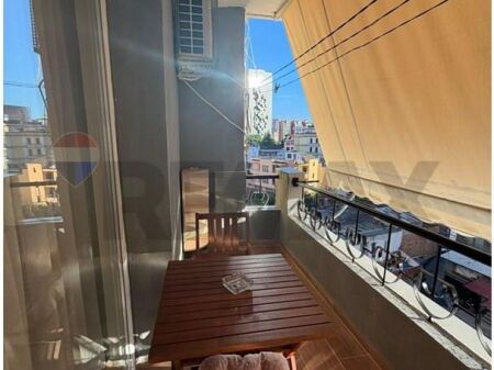 Apartment 2+1+2 parking spaces for rent at Pazari i Ri.