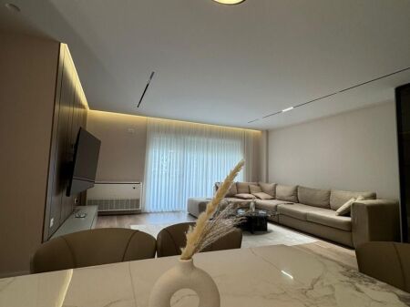 Jepet me Qira Apartament 2+1+2 – Liqeni i Thatë (Pranë Radisson)