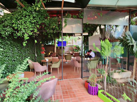 Premises for rent – Kavaja Street !