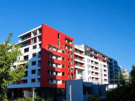 JEPET ME QIRA APARTAMENT 3+1+2+POST PARKIMI TEK KOMPLEKSI NOBIS, TIRANE
