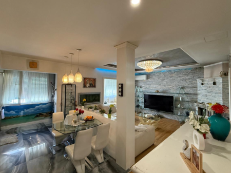Apartment 3+1+2 with Garage & Storage for Sale – Paris Municipality