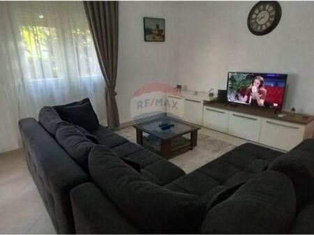 Apartment - For Rent - Linzë, Tirana