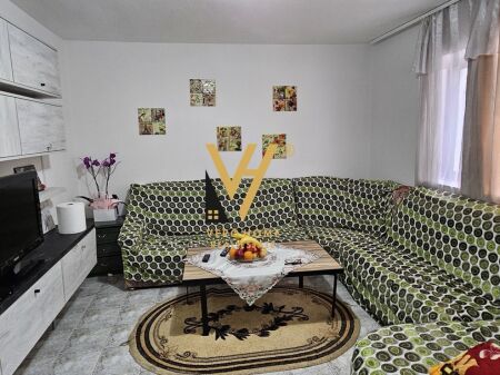 JEPET APARTAMENT 1+1+BLK ME QERA TE STADIUMI DINAMO 450 EURO