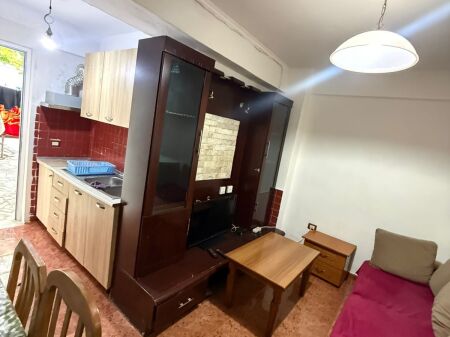Casa privata di un piano in affitto, serie Kodra!