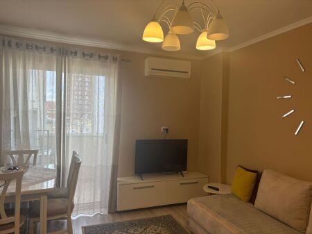 🏢In the Myslym Shyri area, a 1+1 furnished apartment is for rent, 600Euro