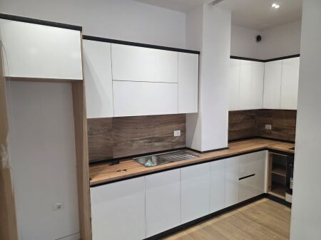Apartament 1+1 me qira Kompleksi Aura Laprak