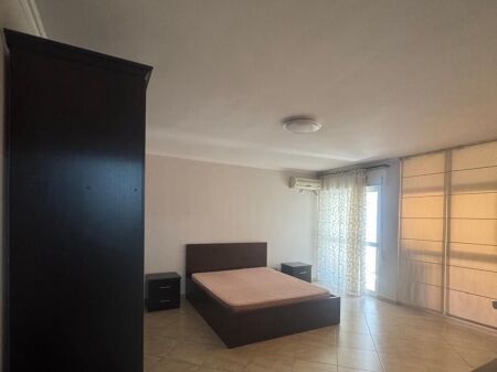 Apartment 2+1, Don Bosko!