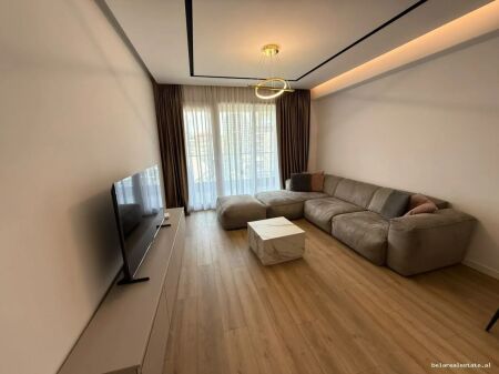 Apartament Me Qera 2+1 Tek Komuna e Parisit ( ID B2201966) Tirane