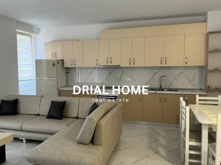 APARTAMENT ME QERA 2+1+2+ballkon