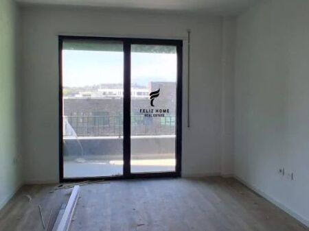APPARTAMENTO IN AFFITTO 2+1 5 MAGGIO 50.000 LEKE FH-80608