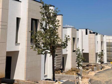 Luxury apartment 3+1+2+parking space for sale in the residence "MAISON DE LA TERRE" Mjull-Bathore