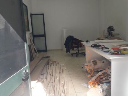Rent | Ambjent Biznesi | Rruga Riza Cerova | 450 €/month