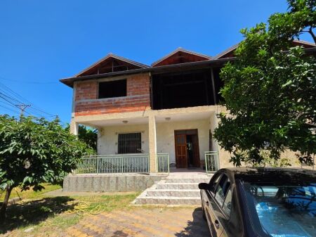 SHITET: Truall ( 500m²) + Shtëpi Private ( 341m² ) 📍 LAPRAKË - Pas Spitalit Ushtarak 200m ) Akses Direkt në Unazë & Autostradë 🛣️ 350.000€ ✨️