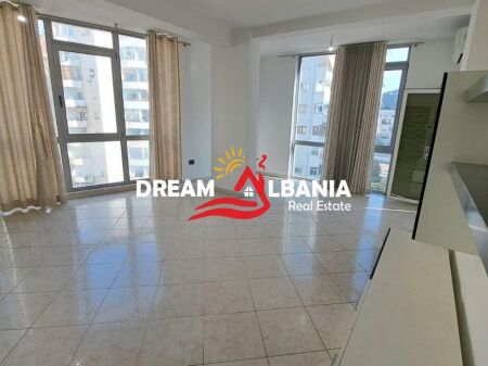 Appartamento 2+1+2WC in vendita Comune di Parigi, Complesso KIKA 2 (ID 51210002)