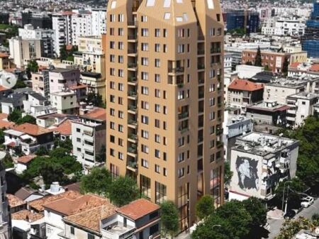  LOCALE COMMERCIALE IN VENDITA A FORTUZI TOWER, CENTRO DI TIRANA 