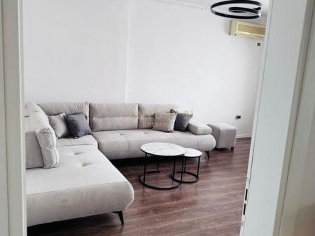 Appartamento 1+1 In Affitto in Via Durresit