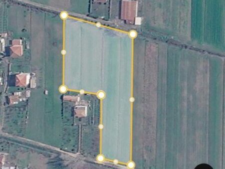 TERRENO IN VENDITA A FUSHË PREZË 8400 m² !