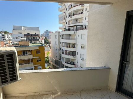 Appartamento 1+1 In Affitto a Vollga, Durrës - 850€ | 90 m²