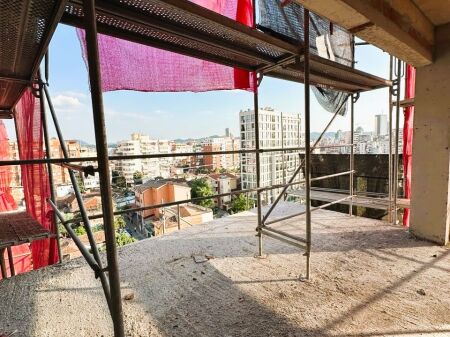 ✨Shitet apartament 1+1 ne shitje te Shkolla e Kuqe✨