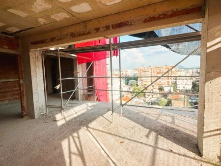 🏡☀️Apartament 1+1 ne shitje prane Shkolles se Kuqe☀️🏡