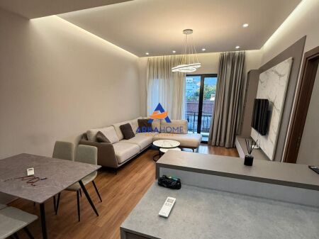 JEPET ME QERA APARTAMENT 2+1+BALLKON "ARLIS, FARMACIA 10" 70.000 LEKE
