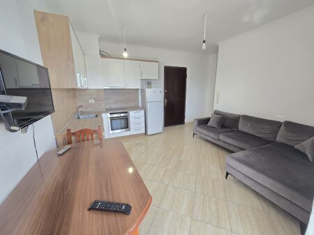 1+1/Affitto📍Astir,Vieni studio 📌45 000 lek