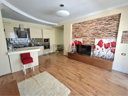 JEPET ME QIRA APARTAMENT 2+1 NË YZBERISHT