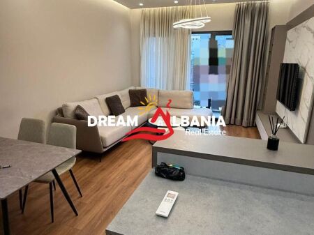 Jepet Apartament 2+1+2 me qera Tek Kompleks Arlis, Farmacia 10 (42215598)