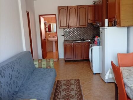 DIVISIONE IN AFFITTO, ASTIR