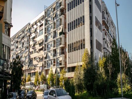 🏢 ICONIC PROPERTY FOR RENT
