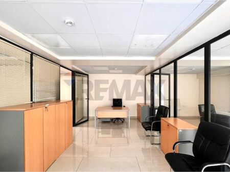 Office for rent on Elbasan Street!