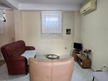 Rent , Studio apartment , Lake , Tirana