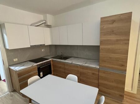 🏡 Affittasi appartamento 2+1 a 5 Maji presso Concord Center, 550 mila lek