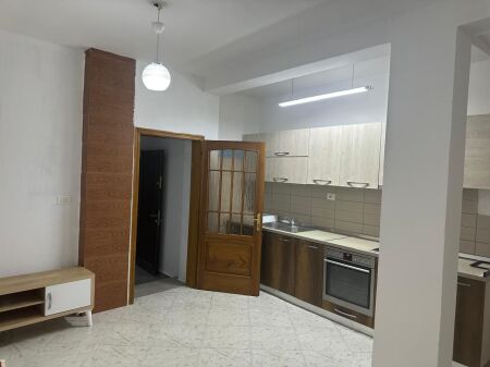 Qera | Shtëpi private 1 + 1 | Paskuqan | 250 €/muaj