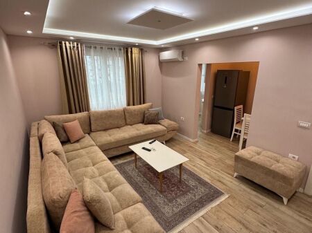 AFFITTASI 1+1 A 21 DHJETORI  60.000 LEKE