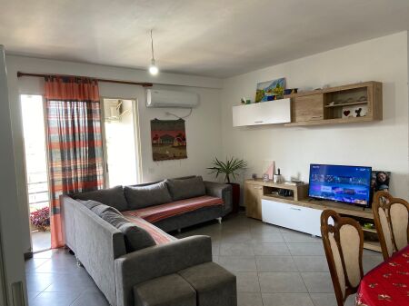 Appartamento 2+1 in affitto a Shkozë – 110 m² – 38.000 Lek/mese .