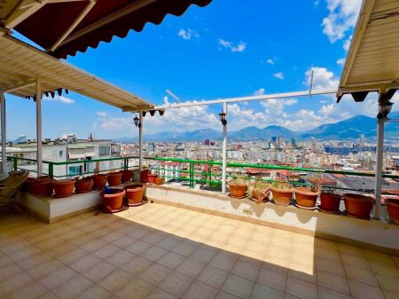 Apartament Duplex 4+1+2 te Kodra e Diellit per shitje!
