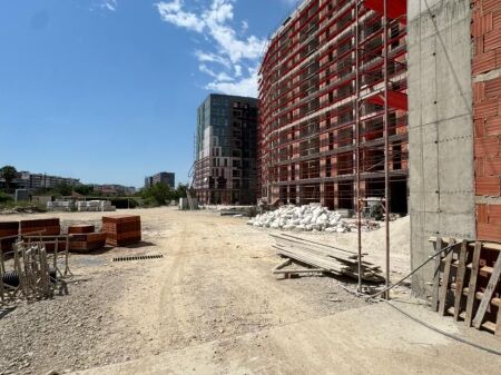Riverside Residence Appartamento 2+1+2 in vendita Occasione. Parzialmente dato con credito.
