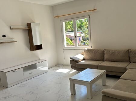 Apartament 2+1 me qera tek Rruga Korabi